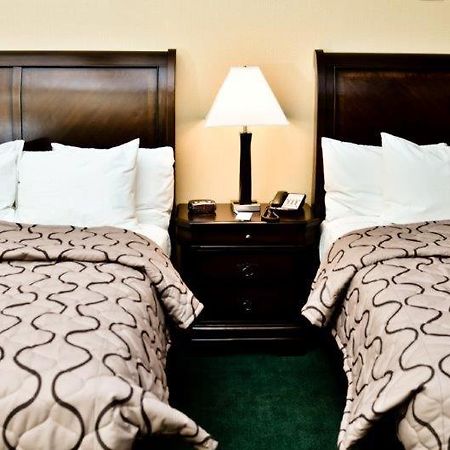Pacer Inn & Suites Motel Delaware Exteriör bild